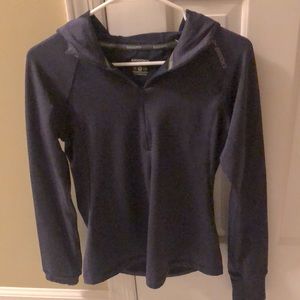 Brooks Run happy thermal hoodie size small